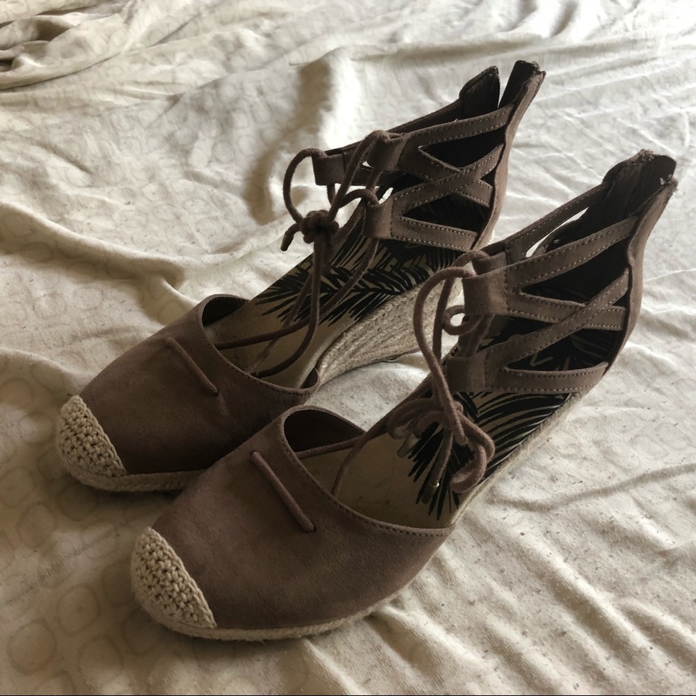 Wedges - Picture 3 of 3